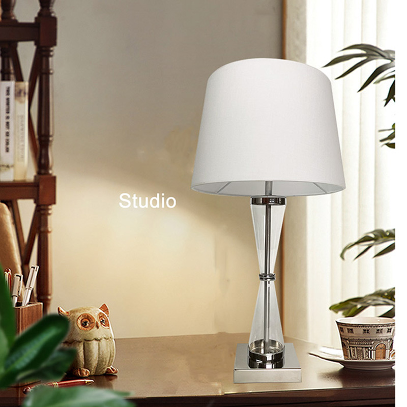 Modernong Minimalist na Bedside Table Lamp