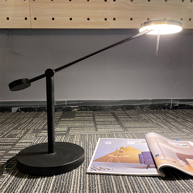 Scandinavian Design Swing Table Lamp